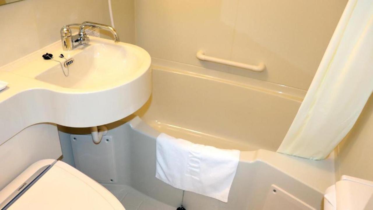 Toyoko Inn Gumma Isesaki Ekimae מראה חיצוני תמונה