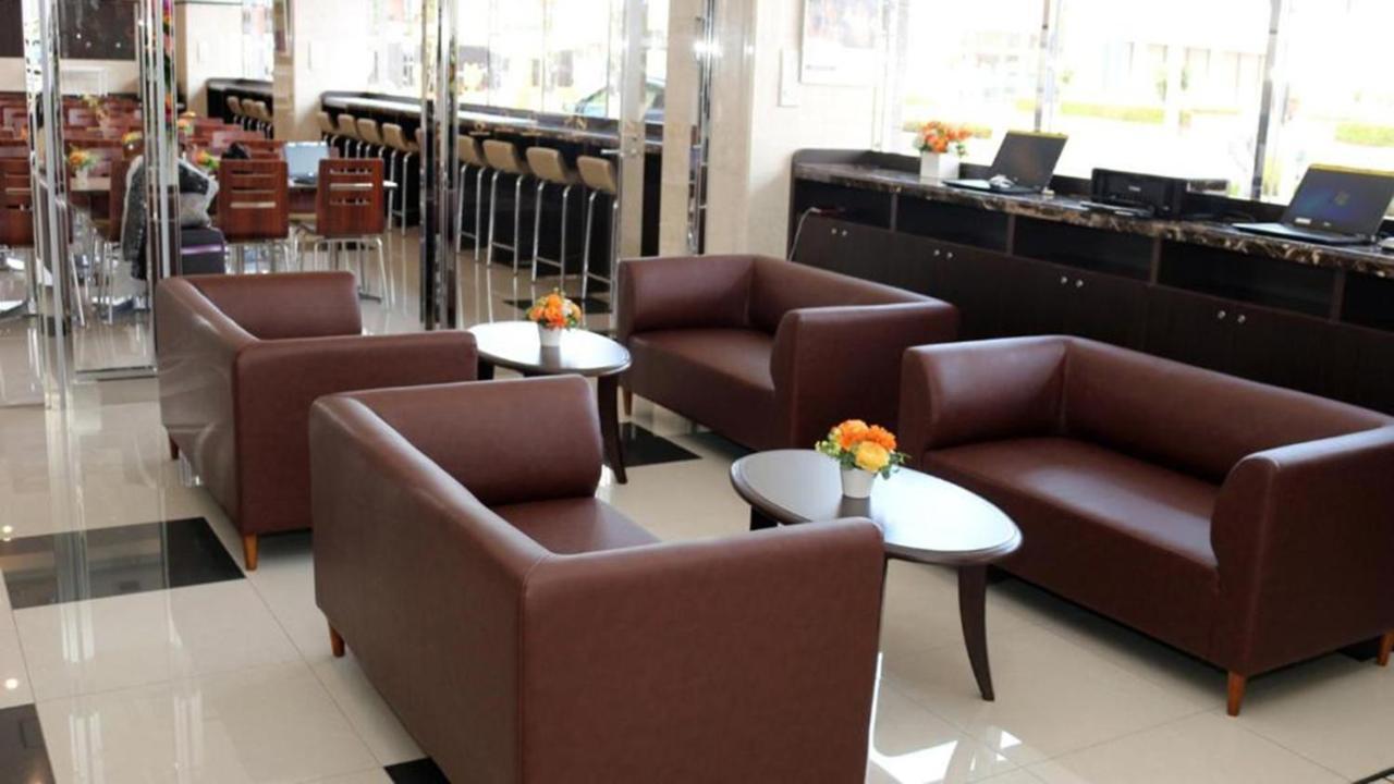 Toyoko Inn Gumma Isesaki Ekimae מראה חיצוני תמונה