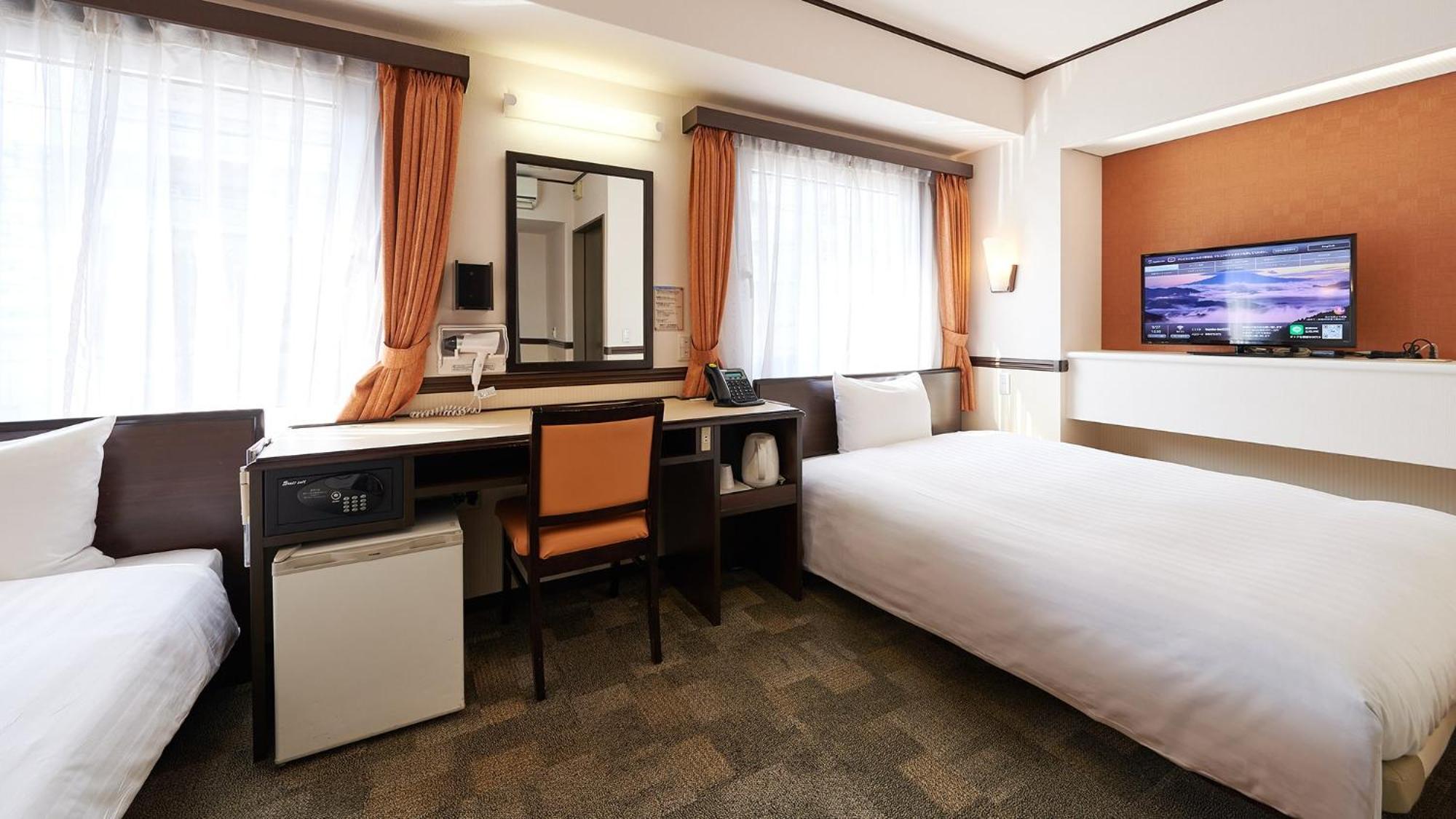 Toyoko Inn Gumma Isesaki Ekimae מראה חיצוני תמונה