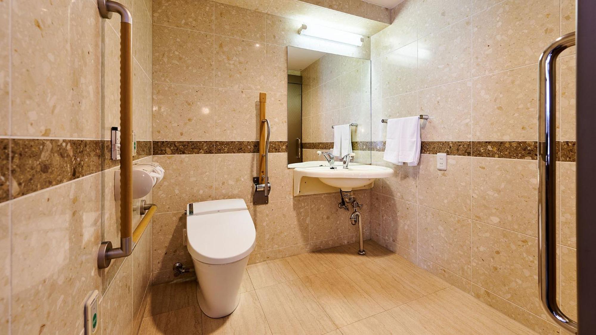 Toyoko Inn Gumma Isesaki Ekimae חדר תמונה